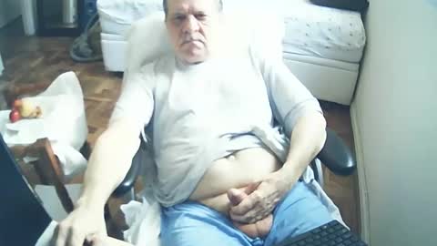 filhober online show from January 11, 1:43 pm