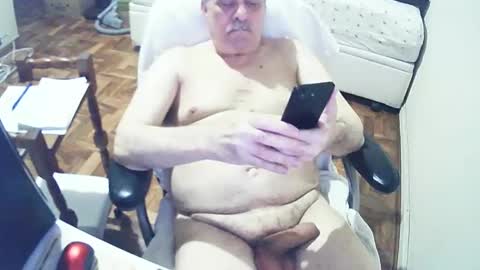 filhober online show from February 10, 1:14 am