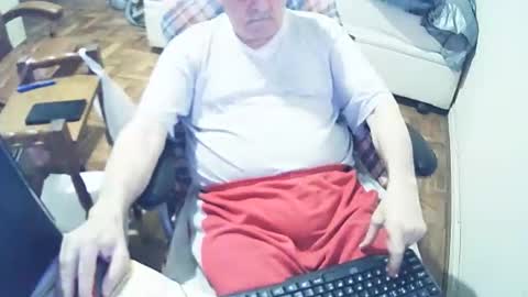 filhober online show from September 17, 2:12 am