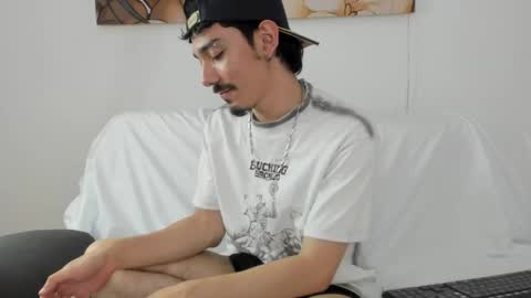 finn_jackson online show from April 16, 8:42 pm