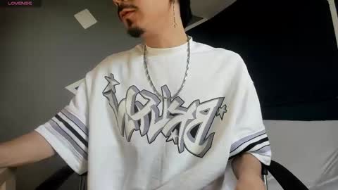 finn_jackson online show from March 14, 8:05 pm