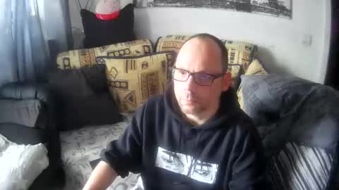 Don Fips online show from April 6, 8:15 am