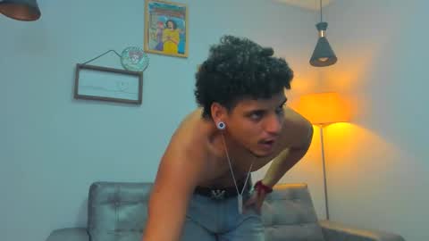 fire_boy69 online show from December 22, 3:20 pm