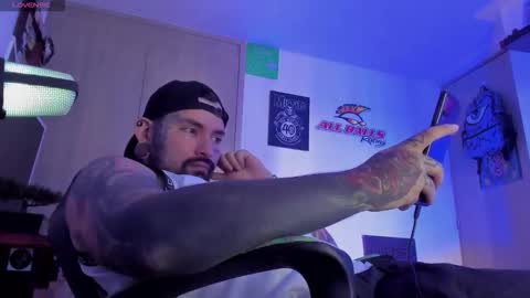 fisherrman666 online show from October 1, 5:50 pm