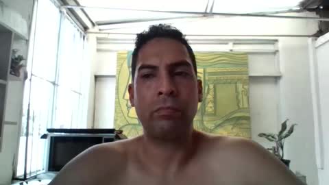 FitLatinoXx online show from February 2, 7:33 pm