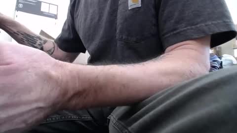  Links in Bio below online show from February 20, 4:46 pm