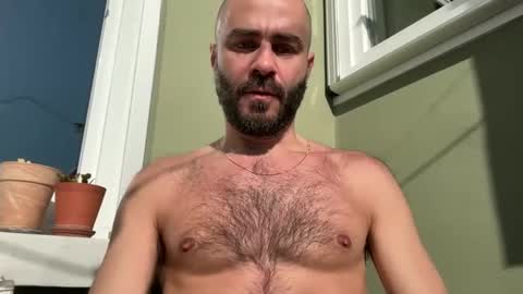 Fla is short for Flavio online show from February 3, 11:42 am