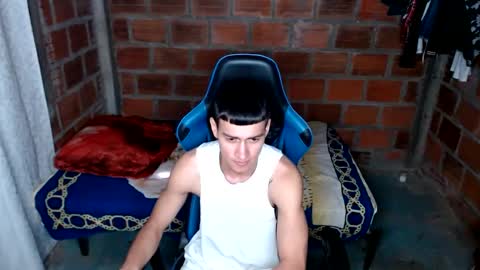  FLACO  online show from February 1, 4:33 pm