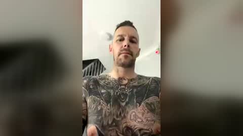 fletcher1985 online show from July 17, 4:41 am