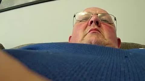 focusfuker online show from April 16, 12:16 pm