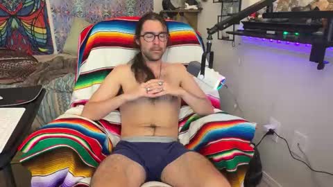 Chris online show from October 24, 9:11 am