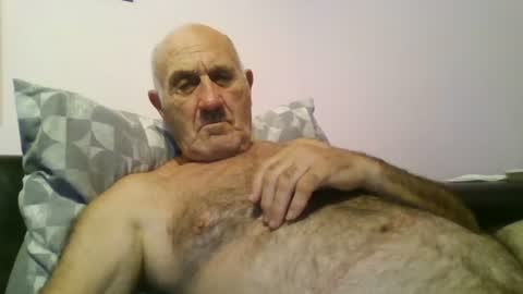 follador1001 online show from June 23, 7:39 pm