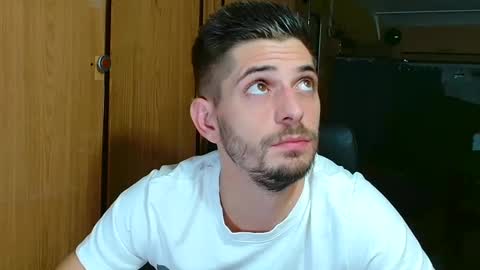 independent model online show from September 12, 6:41 pm