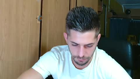 independent model online show from September 13, 7:37 pm