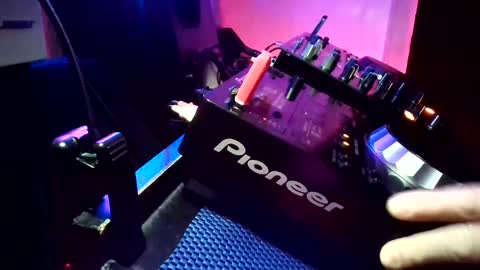 Hard2DaCore22 online show from January 3, 3:49 am