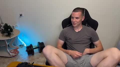 Ryan online show from June 25, 9:41 pm