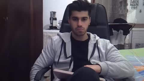 fortiori8 online show from December 9, 9:44 pm