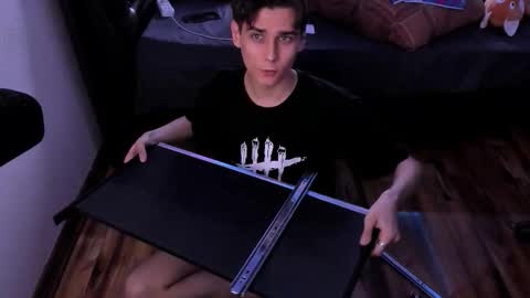 Foxicfu online show from March 13, 10:45 am