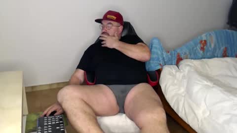 Fraboys online show from January 6, 7:01 am