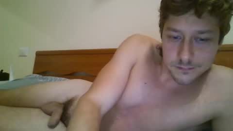 Snapshot of francesco_831115 chatting on October 1, 10:25 pm francesco_831115 online show from October 1, 10:25 pm