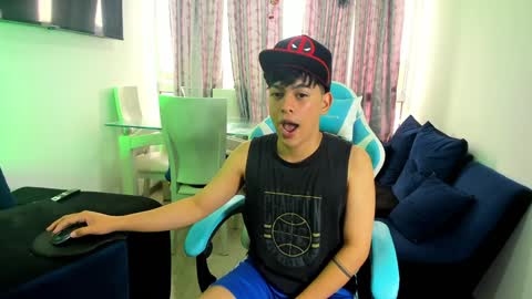 frank online show from February 4, 7:44 pm