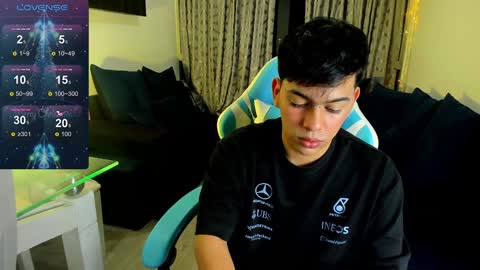 frank online show from December 10, 11:53 pm