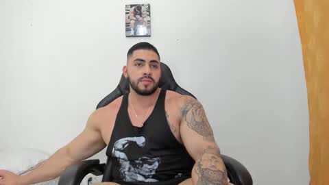 frank_foxx1 online show from October 5, 3:54 am