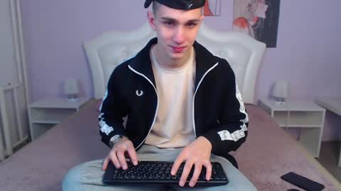 Frank online show from December 21, 2:52 am