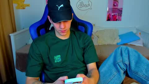 Frank online show from March 8, 4:09 am