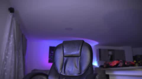 Frank Farrell. Hey remember to give me a thumbs up Ty online show from September 18, 7:21 am