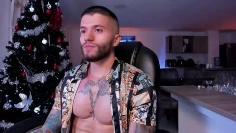 Frank Farrell. Hey remember to give me a thumbs up Ty online show from December 19, 2:56 am