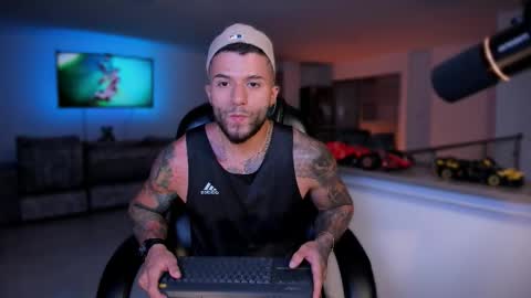 Frank Farrell. Hey remember to give me a thumbs up Ty online show from September 8, 11:15 pm