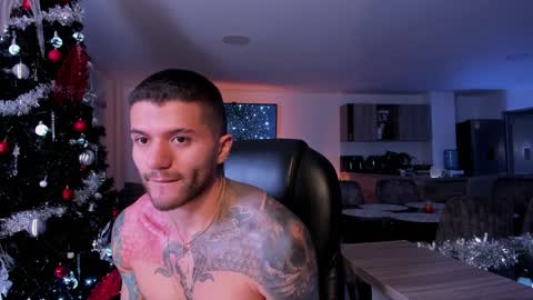 Frank Farrell. Hey remember to give me a thumbs up Ty online show from January 9, 5:34 am