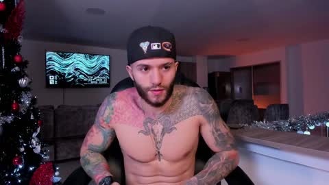 Frank Farrell. Hey remember to give me a thumbs up Ty online show from December 17, 6:02 am