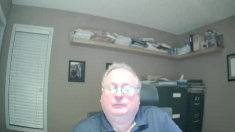 Snapshot of frankie6207 chatting on October 25, 6:26 am frankie6207 online show from October 25, 6:26 am
