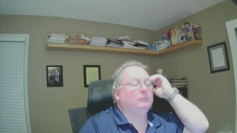 Snapshot of frankie6207 chatting on January 8, 7:13 am frankie6207 online show from January 8, 7:13 am