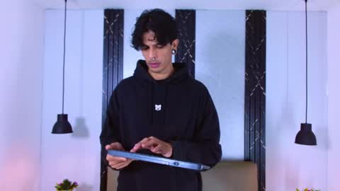 Franvill trato online show from September 26, 7:44 pm