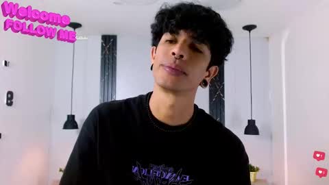 Franvill trato online show from December 4, 9:00 pm