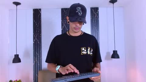 Franvill trato online show from September 29, 7:54 pm