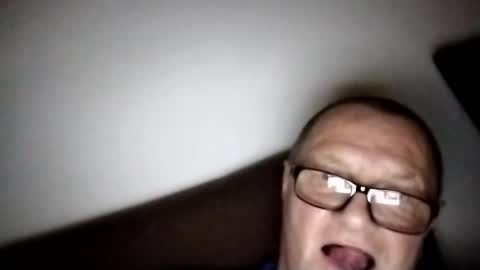 Wolfi online show from October 9, 1:49 pm