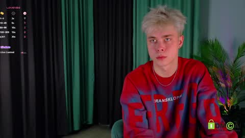 Fred online show from April 12, 6:31 pm