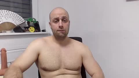 Snapshot of freddow chatting on February 12, 4:22 pm freddow online show from February 12, 4:22 pm