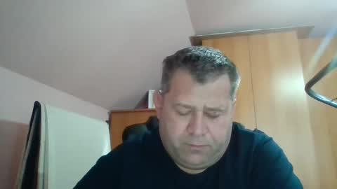 freeboy80180 online show from December 7, 8:33 am