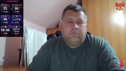 freeboy80180 online show from March 10, 6:12 pm