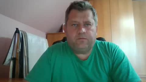 freeboy80180 online show from September 21, 6:02 am