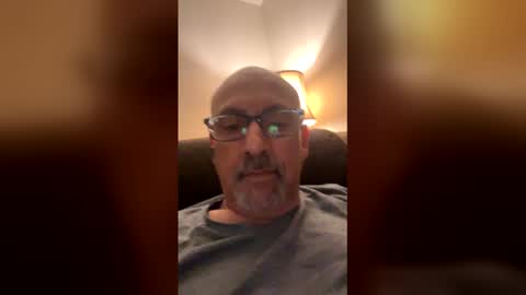 freshdog7 online show from May 11, 4:14 am