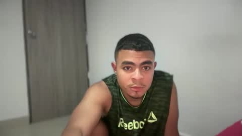 freyva_ online show from January 27, 1:37 am