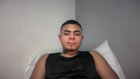 freyva_ online show from February 15, 3:42 am