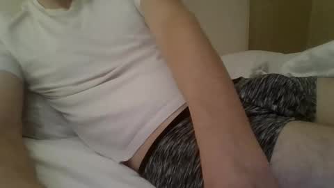 friendly_frank_18 online show from October 3, 10:15 pm