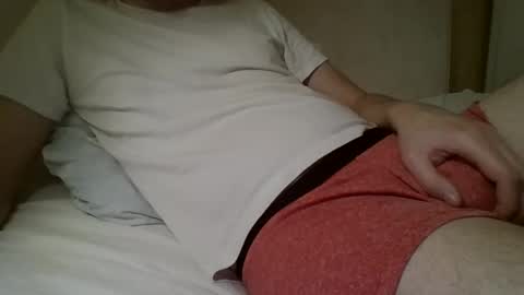 friendly_frank_18 online show from January 5, 9:14 pm